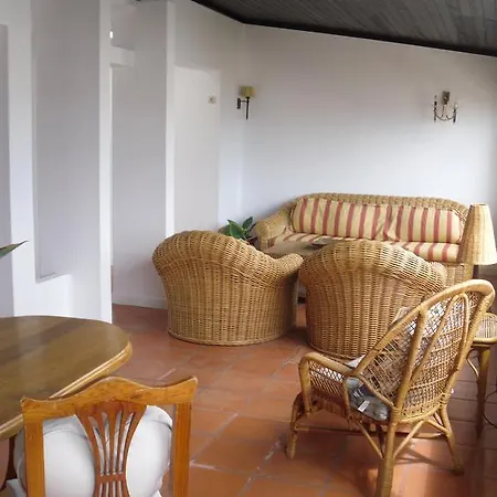 Casa Chela & Hijos